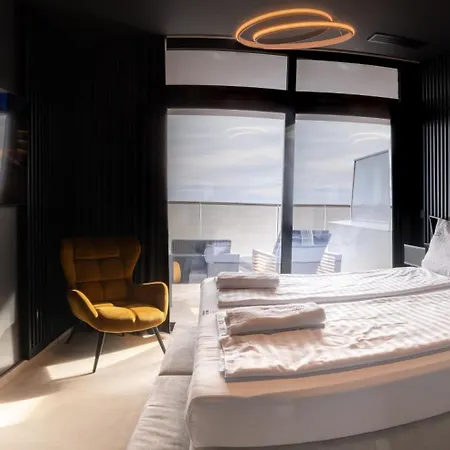 Sunset Cliffs Vip Апартаменты