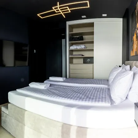 Sunset Cliffs Vip Апартаменты Бенидорм