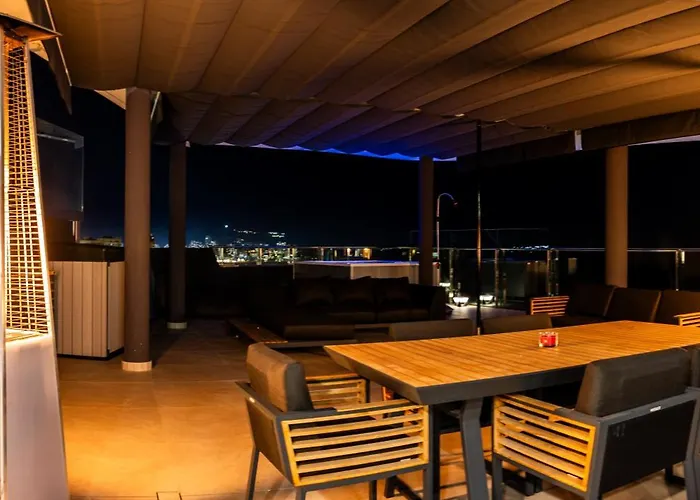 Sunset Cliffs Vip Апартаменты