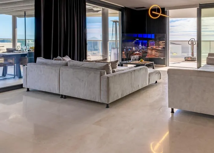 Sunset Cliffs Vip * 貝尼多姆