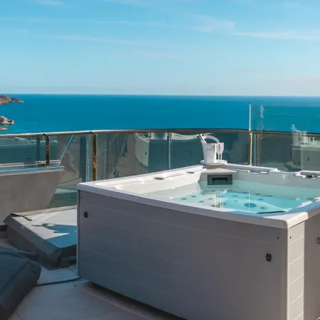 Sunset Cliffs Vip בנידורם