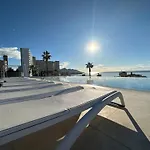 Sunset Cliffs Vip 公寓