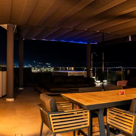 Sunset Cliffs Vip Apartman